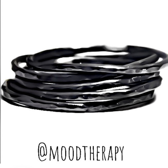 (2-13) 5 PACK of Oxidized 925 Sterling Silver Skinny 1MM Stacking Band Ring Set - Picture 1 of 6